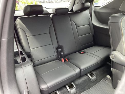 Used 2025 Chevrolet Traverse High Country w/ LPO, Floor Liner Package AWD/4WD image 42