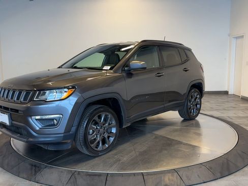 Used 2021 Jeep Compass Latitude image 4
