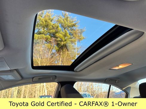 Certified 2020 Toyota Corolla LE image 24