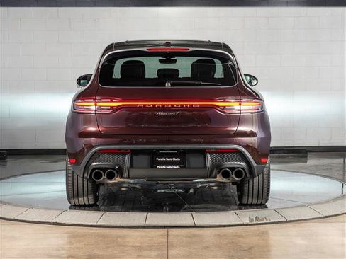 Certified 2026 Porsche Macan AWD/4WD image 10