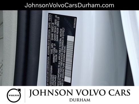 New 2026 Volvo XC60 B5 Ultra w/ Protection Package Premier AWD/4WD image 18