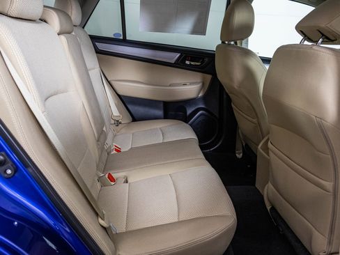 Used 2017 Subaru Outback 2.5i Premium image 45