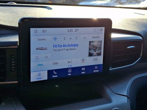 Used 2023 Ford Explorer XLT w/ Equipment Group 202A image 18