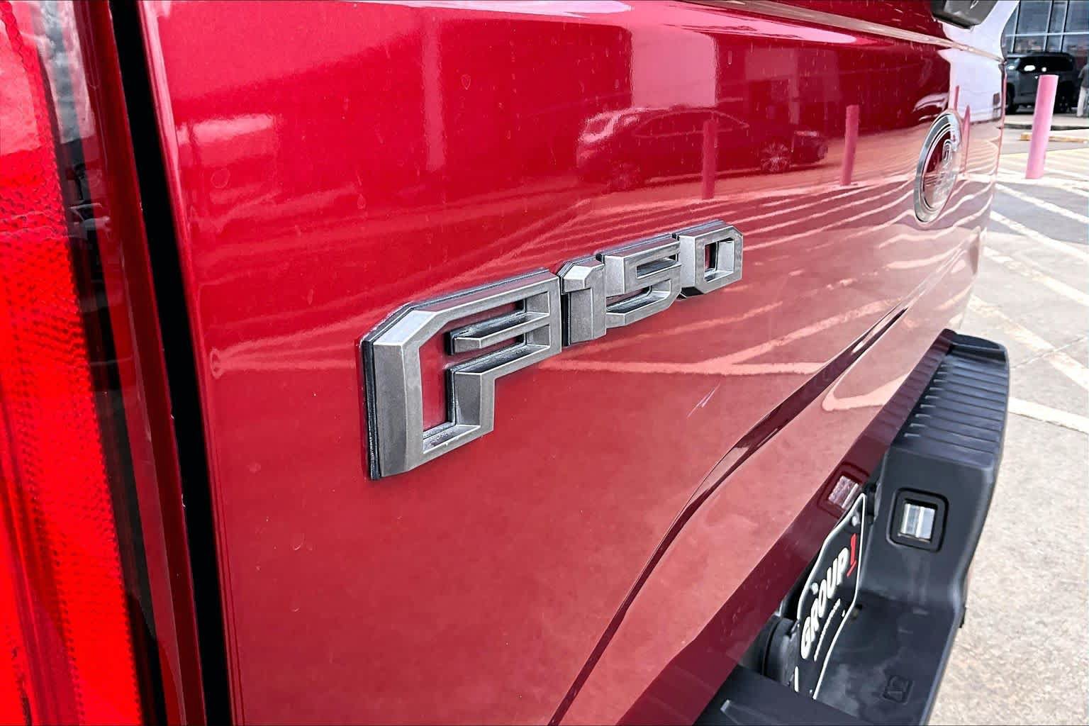 Used 2017 Ford F150 XLT w/ Equipment Group 302A Luxury RWD image 30