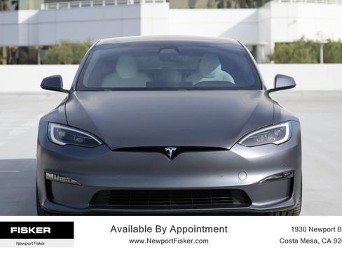 Used 2022 Tesla Model S Plaid image 6
