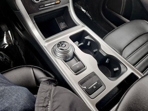 Used 2024 Ford Edge SEL image 28