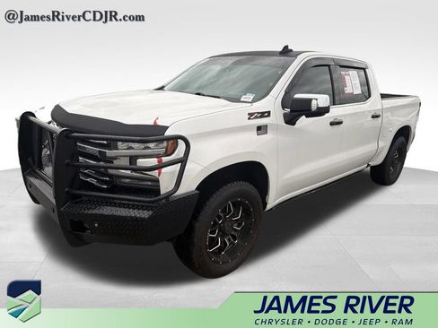 Used 2022 Chevrolet Silverado 1500 LTZ w/ LTZ Premium Texas Edition AWD/4WD image 8