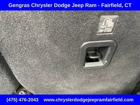 Certified 2021 Jeep Renegade Latitude AWD/4WD image 33