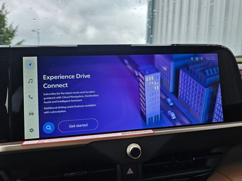 New 2026 Toyota Crown Signia image 17