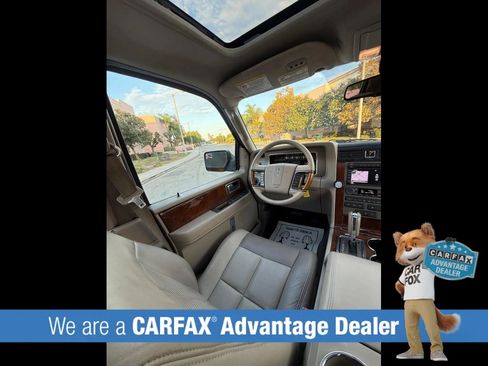 Used 2014 Lincoln Navigator 4WD image 46