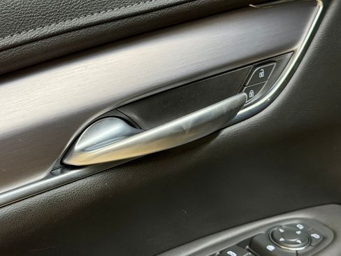 Certified 2023 Cadillac XT5 Luxury FWD image 22