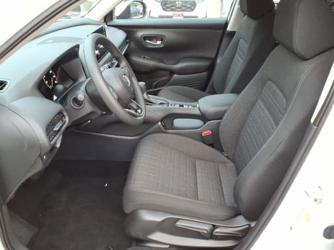 Certified 2026 Honda HR-V LX image 14