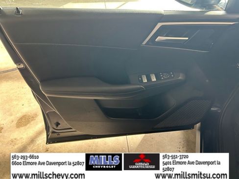 Used 2024 Mitsubishi Outlander SE image 9