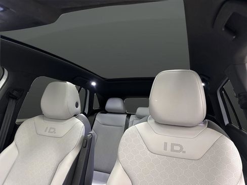 Used 2021 Volkswagen ID.4 Pro S image 7