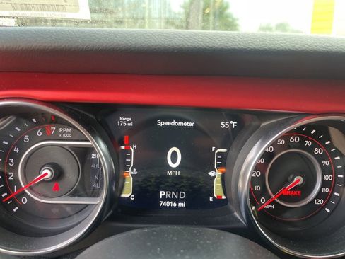 Used 2019 Jeep Wrangler Unlimited Rubicon image 5