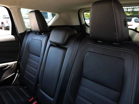 Used 2017 Ford Escape Titanium AWD/4WD image 14