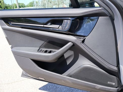 Used 2025 Porsche Panamera 4 AWD/4WD image 35