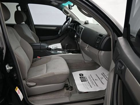 Used 2008 Toyota 4Runner SR5 AWD/4WD image 13