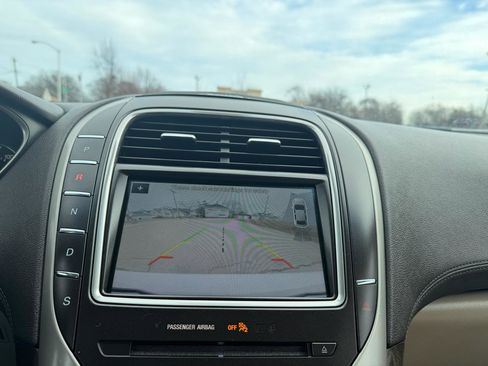 Used 2017 Lincoln MKX Select w/ Select Plus Package image 13