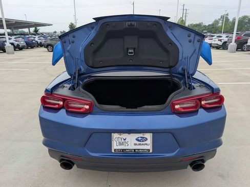 Used 2022 Chevrolet Camaro LT w/ Technology Package RWD image 27