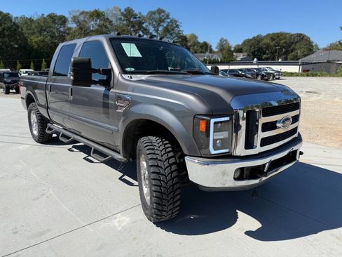 Used 2008 Ford F350 Lariat image 2
