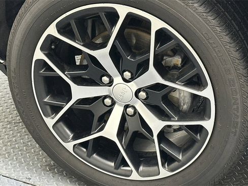 Used 2022 Jeep Grand Cherokee Summit image 21