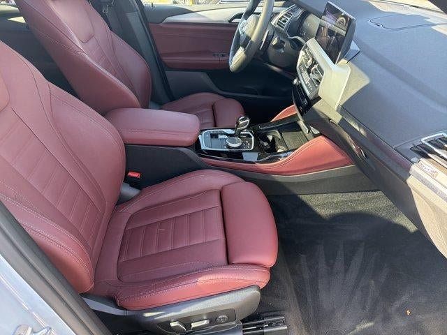 Used 2024 BMW X4 xDrive30i w/ Premium Package AWD/4WD image 13