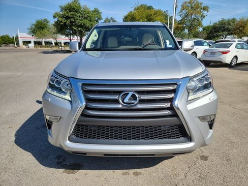Used 2014 Lexus GX 460 w/ Premium Package AWD/4WD image 2