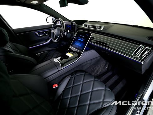 Used 2024 Mercedes-Benz Maybach S 680 4MATIC image 34