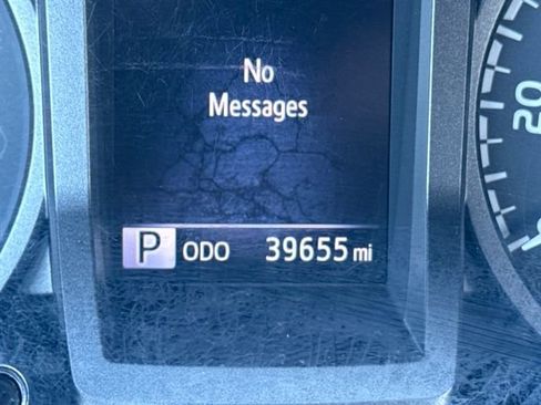 Used 2019 Toyota Tacoma TRD Sport image 54