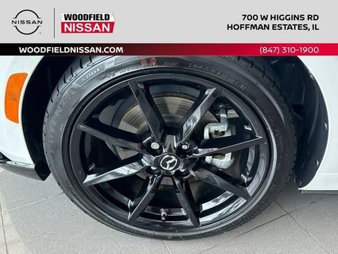 Used 2020 MAZDA MX-5 Miata Club RWD image 8