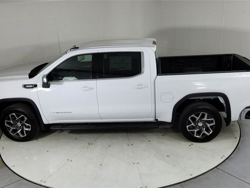 Used 2026 GMC Sierra 1500 SLE AWD/4WD image 21