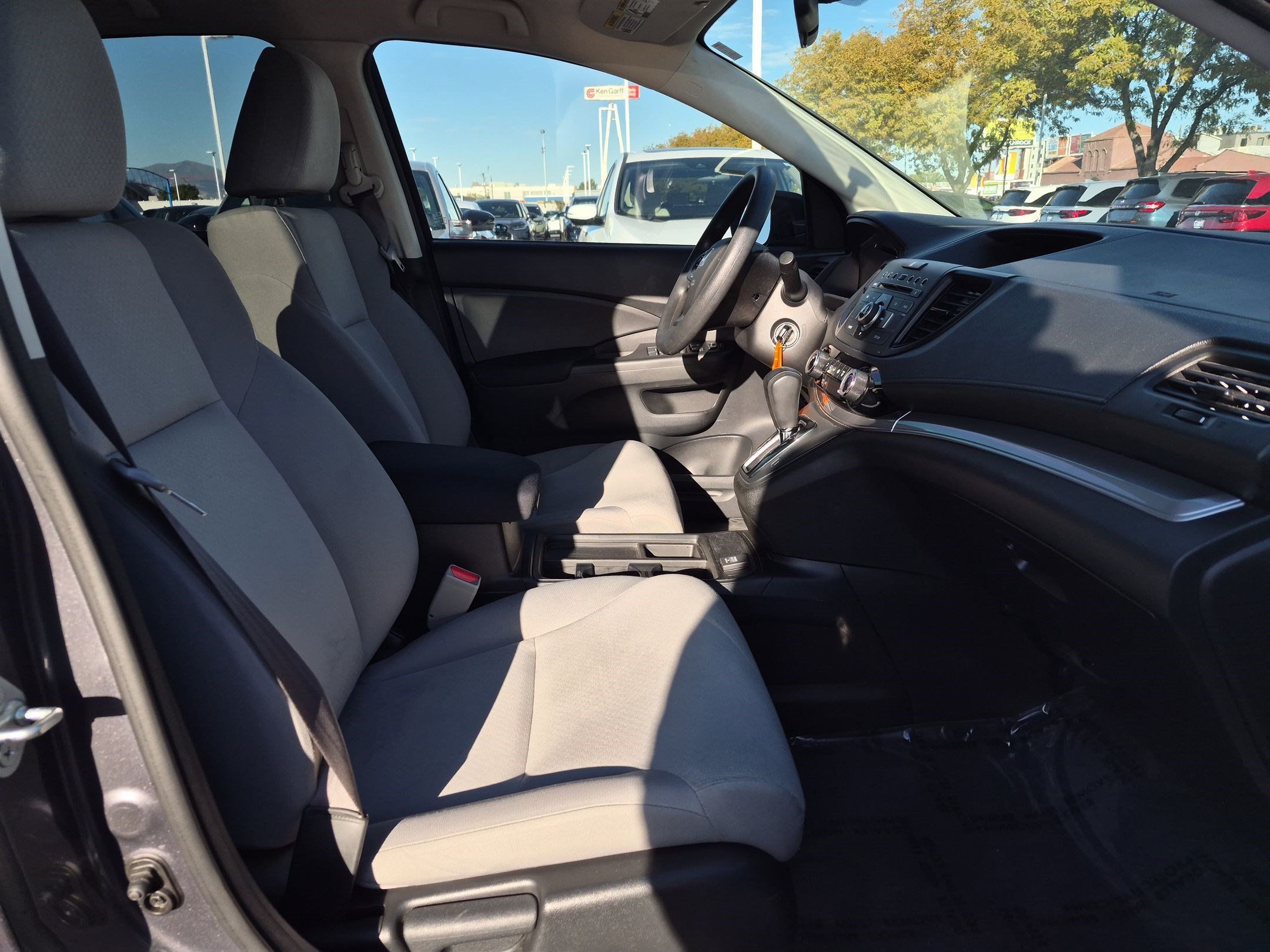 Used 2015 Honda CR-V LX image 30