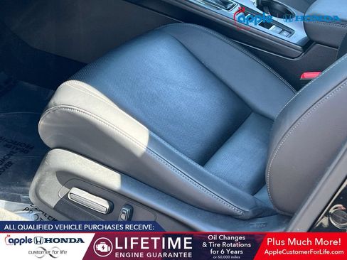 Used 2024 Honda Civic Touring image 8