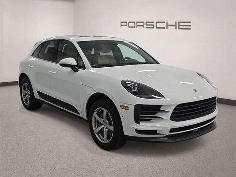 Certified 2019 Porsche Macan AWD/4WD image 8