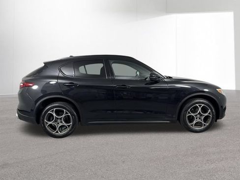 Used 2018 Alfa Romeo Stelvio Ti Sport AWD/4WD image 37