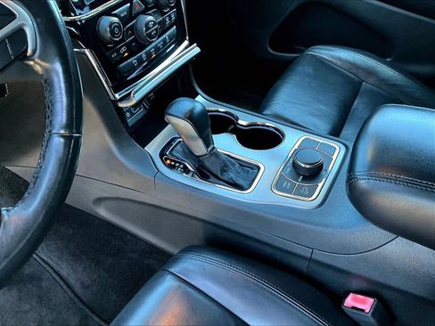 Used 2019 Jeep Grand Cherokee Limited AWD/4WD image 22