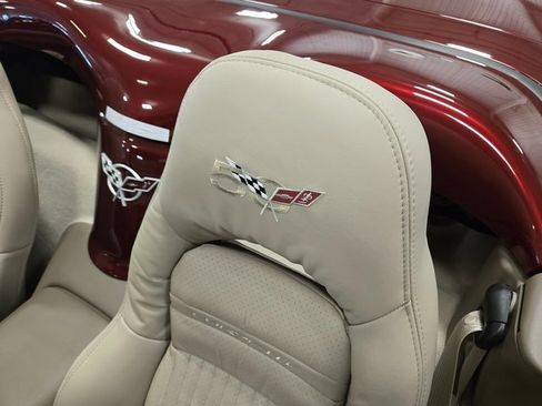 Used 2003 Chevrolet Corvette Convertible w/ Preferred Equipment Group1 image 23