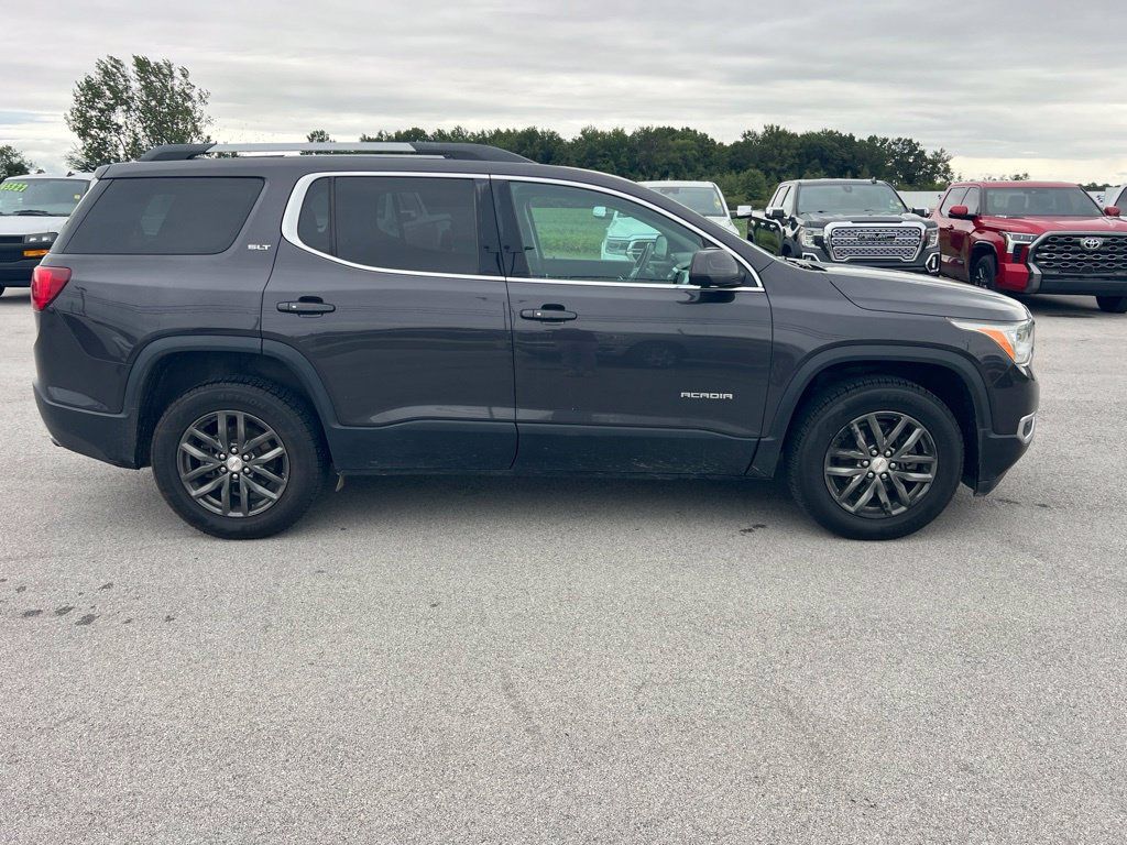 Used 2017 GMC Acadia SLT FWD image 5