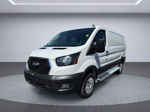 Used 2025 Ford Transit 250 Low Roof w/ Exterior Upgrade Package RWD image 2