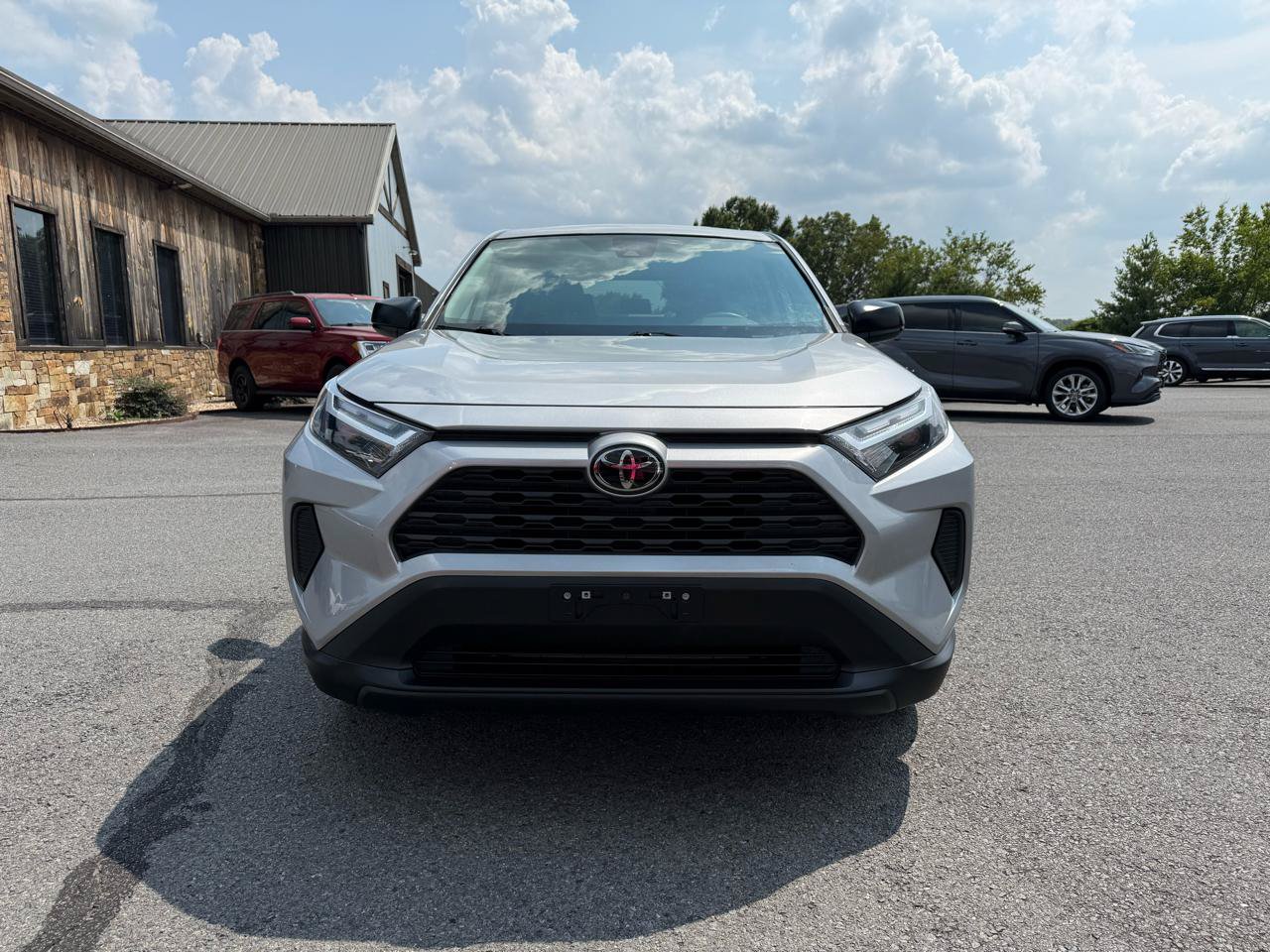 Used 2023 Toyota RAV4 LE FWD image 9