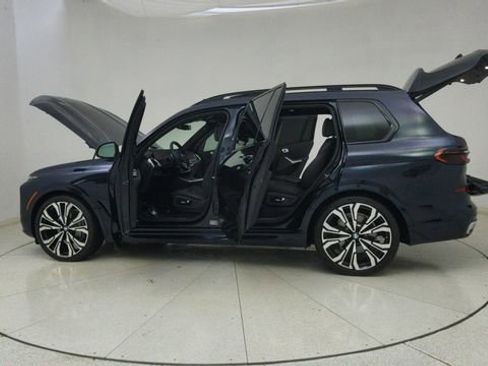 Used 2024 BMW X7 xDrive40i w/ M Sport Package image 77
