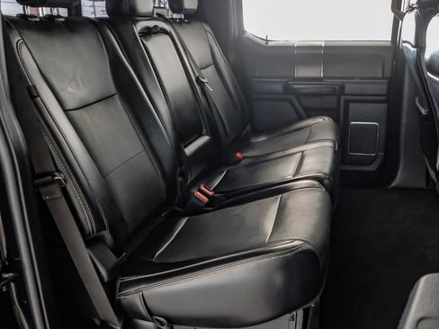 Used 2019 Ford F250 Lariat w/ Lariat Ultimate Package AWD/4WD image 32