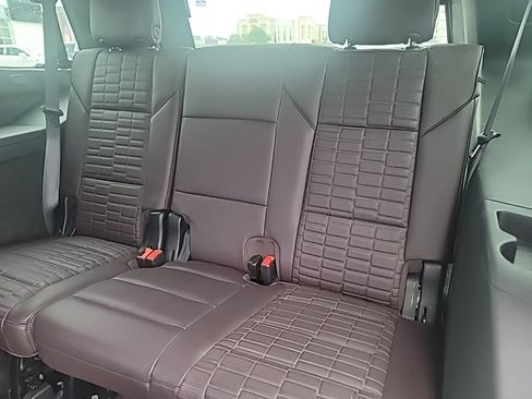 Certified 2024 Cadillac Escalade Sport Platinum w/ LPO, ONYX Package AWD/4WD image 12