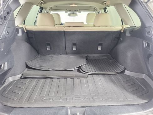 Used 2016 Subaru Outback 2.5i Limited AWD/4WD image 27