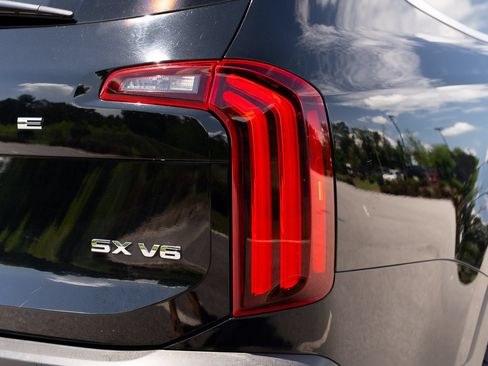 Used 2020 Kia Telluride SX w/ Towing Package AWD/4WD image 14