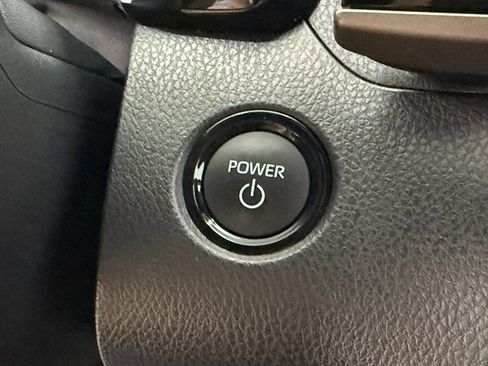 Used 2025 Toyota Camry XSE image 15