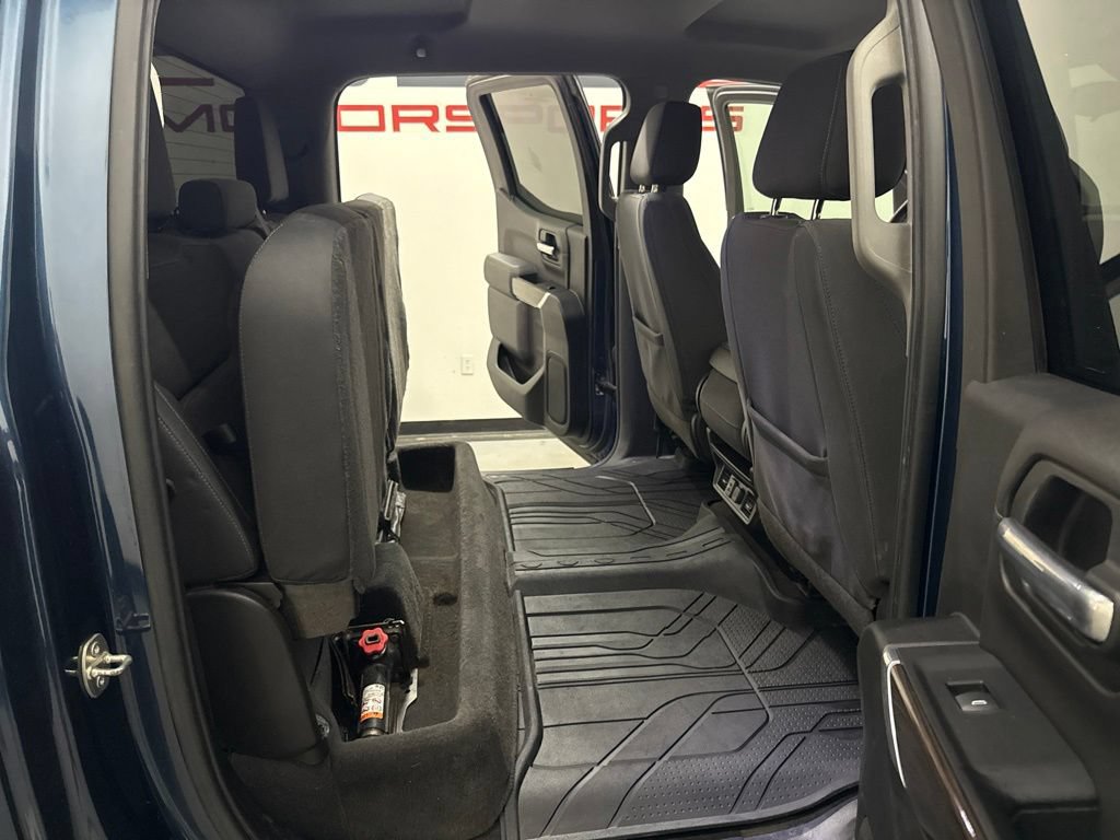 Used 2019 Chevrolet Silverado 1500 RST AWD/4WD image 34