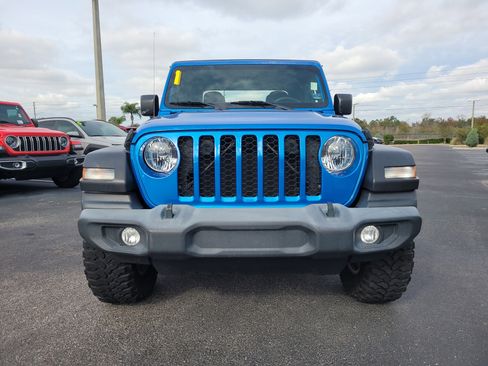 Used 2021 Jeep Gladiator Sport w/ Trailer Tow Package image 2