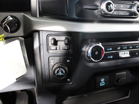 Used 2022 Ford F150 XLT image 16